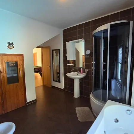 Vila Marijana By Guide Breza