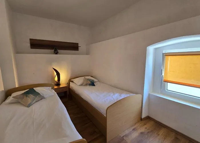 Marijana By Guide Breza