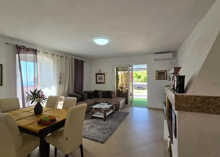 ヴィラ Marijana By Guide Breza